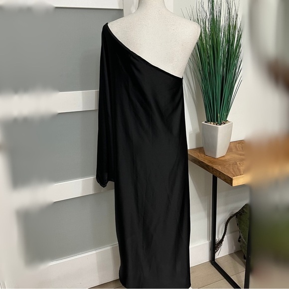 RENEE C. One Shoulder Satin Midi Dress SZ Large Elegance NWT Retail $206.00 - Picture 6 of 7